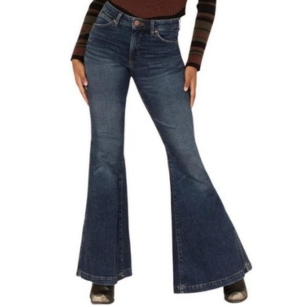 Wrangler Retro Bell Bottom Jeans
